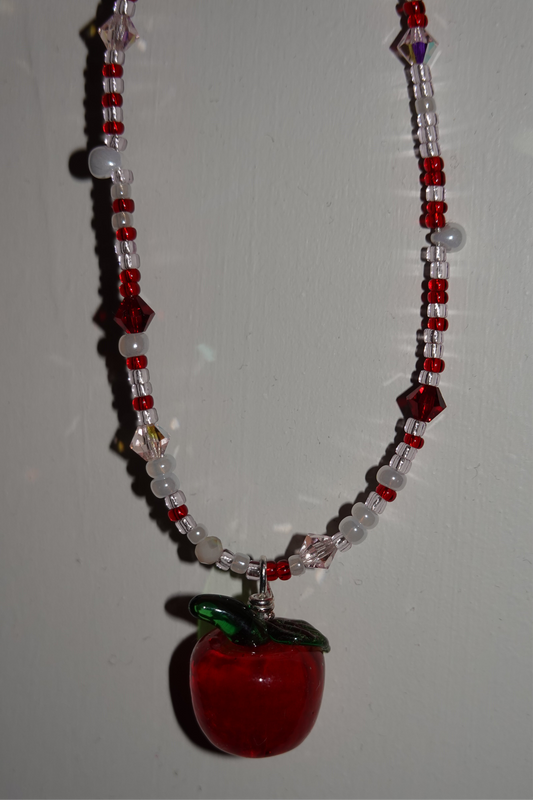 Appleberry necklace